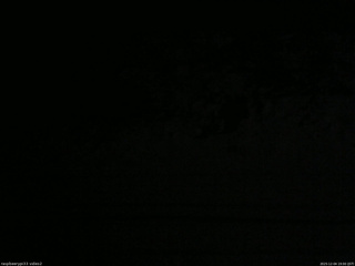 長野県菅平高原 ゆたか山荘 南側 2025/12/04 19:00