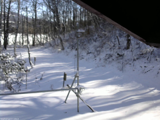 長野県菅平高原 ゆたか山荘 東側(坂下) 2025/12/06 11:00