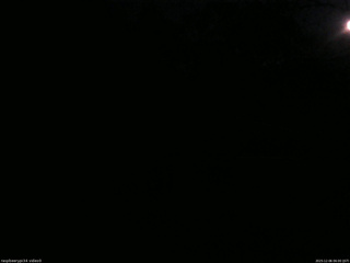 長野県菅平高原 ゆたか山荘 西側(坂上) 2025/12/06 06:00