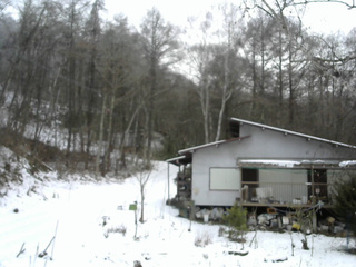 長野県菅平高原 ゆたか山荘 西側(坂上) 2025/12/09 07:30
