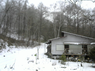 長野県菅平高原 ゆたか山荘 西側(坂上) 2025/12/09 10:00