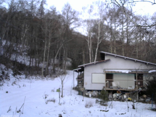 長野県菅平高原 ゆたか山荘 西側(坂上) 2025/12/10 06:45