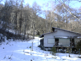 長野県菅平高原 ゆたか山荘 西側(坂上) 2025/12/10 11:45