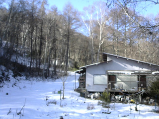 長野県菅平高原 ゆたか山荘 西側(坂上) 2025/12/11 10:30