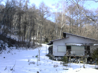 長野県菅平高原 ゆたか山荘 西側(坂上) 2025/12/11 11:30
