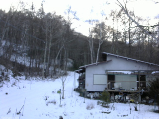 長野県菅平高原 ゆたか山荘 西側(坂上) 2025/12/11 14:30