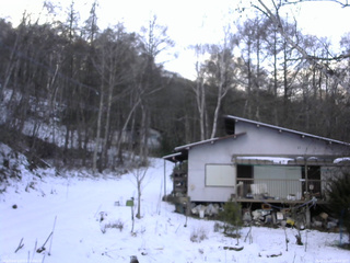 長野県菅平高原 ゆたか山荘 西側(坂上) 2025/12/11 14:45