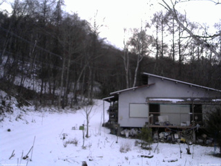 長野県菅平高原 ゆたか山荘 西側(坂上) 2025/12/11 16:45