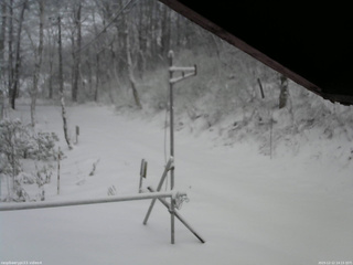 長野県菅平高原 ゆたか山荘 東側(坂下) 2025/12/12 14:15