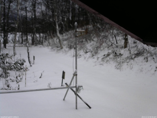 長野県菅平高原 ゆたか山荘 東側(坂下) 2025/12/14 09:30