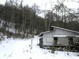 長野県菅平高原 ゆたか山荘 西側(坂上) 2025/12/14 14:30