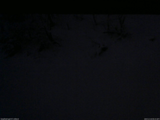 長野県菅平高原 ゆたか山荘 南側 2025/12/16 06:15