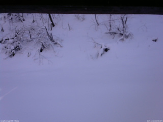 長野県菅平高原 ゆたか山荘 南側 2025/12/16 12:30