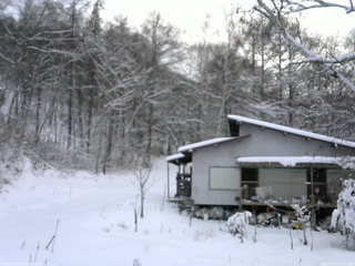 長野県菅平高原 ゆたか山荘 西側(坂上) 2025/12/16 15:15