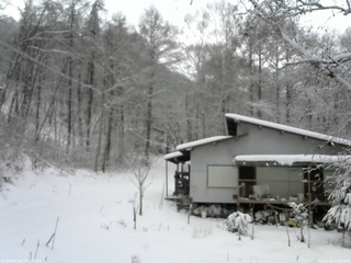 長野県菅平高原 ゆたか山荘 西側(坂上) 2025/12/18 14:00