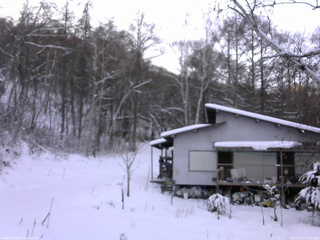 長野県菅平高原 ゆたか山荘 西側(坂上) 2025/12/19 14:45