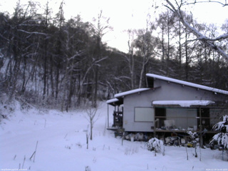長野県菅平高原 ゆたか山荘 西側(坂上) 2025/12/19 16:45