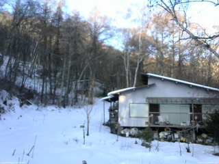 長野県菅平高原 ゆたか山荘 西側(坂上) 2025/12/21 08:00