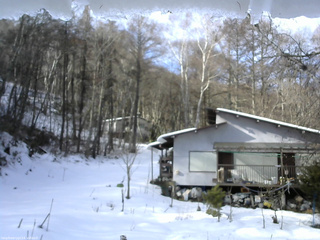 長野県菅平高原 ゆたか山荘 西側(坂上) 2025/12/21 10:30