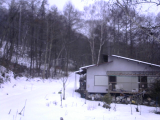 長野県菅平高原 ゆたか山荘 西側(坂上) 2025/12/21 16:30