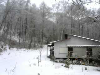 長野県菅平高原 ゆたか山荘 西側(坂上) 2025/12/22 13:00