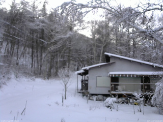長野県菅平高原 ゆたか山荘 西側(坂上) 2025/12/27 16:30
