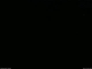 長野県菅平高原 ゆたか山荘 西側(坂上) 2025/12/31 06:15