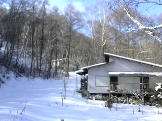 長野県菅平高原 ゆたか山荘 西側(坂上) 2025/12/31 11:15