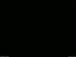 長野県菅平高原 ゆたか山荘 西側(坂上) 2026/01/01 17:30