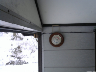 長野県菅平高原 ゆたか山荘 温度計 2026/01/01 07:30