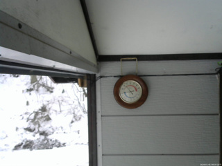 長野県菅平高原 ゆたか山荘 温度計 2026/01/01 08:30