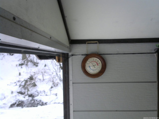 長野県菅平高原 ゆたか山荘 温度計 2026/01/01 09:00