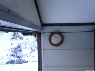 長野県菅平高原 ゆたか山荘 温度計 2026/01/01 12:15