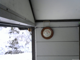 長野県菅平高原 ゆたか山荘 温度計 2026/01/01 13:15