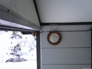 長野県菅平高原 ゆたか山荘 温度計 2026/01/01 14:15