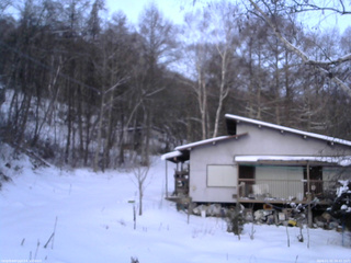 長野県菅平高原 ゆたか山荘 西側(坂上) 2026/01/02 06:45