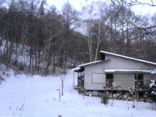 長野県菅平高原 ゆたか山荘 西側(坂上) 2026/01/02 07:00