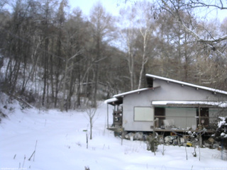 長野県菅平高原 ゆたか山荘 西側(坂上) 2026/01/02 08:30