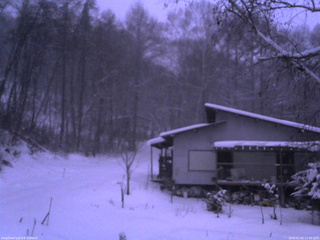 長野県菅平高原 ゆたか山荘 西側(坂上) 2026/01/02 17:00