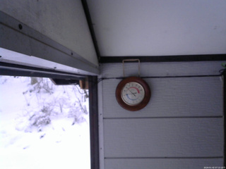 長野県菅平高原 ゆたか山荘 温度計 2026/01/02 07:15