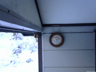 長野県菅平高原 ゆたか山荘 温度計 2026/01/02 14:00