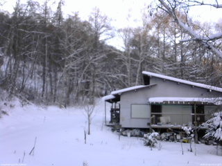 長野県菅平高原 ゆたか山荘 西側(坂上) 2026/01/03 14:15