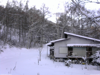 長野県菅平高原 ゆたか山荘 西側(坂上) 2026/01/03 14:45