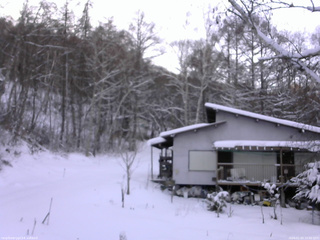 長野県菅平高原 ゆたか山荘 西側(坂上) 2026/01/03 15:00