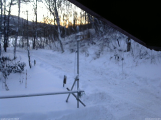 長野県菅平高原 ゆたか山荘 東側(坂下) 2026/01/04 07:00