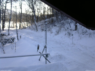 長野県菅平高原 ゆたか山荘 東側(坂下) 2026/01/04 08:00