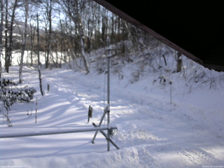 長野県菅平高原 ゆたか山荘 東側(坂下) 2026/01/04 12:00