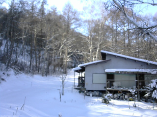 長野県菅平高原 ゆたか山荘 西側(坂上) 2026/01/04 13:15