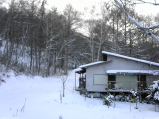 長野県菅平高原 ゆたか山荘 西側(坂上) 2026/01/04 14:45