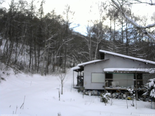 長野県菅平高原 ゆたか山荘 西側(坂上) 2026/01/04 15:30